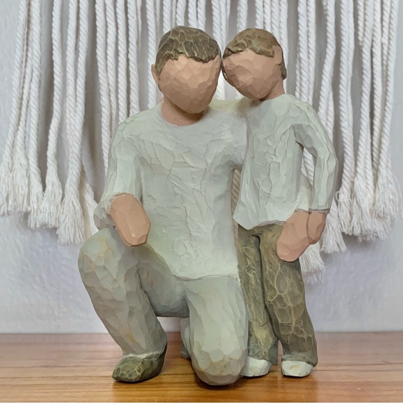 Willow Tree Accents Willow Tree Figurine By Susan Lordi Father And